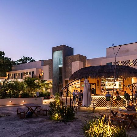 Hotel Waye Valladolid  Eksteriør bilde