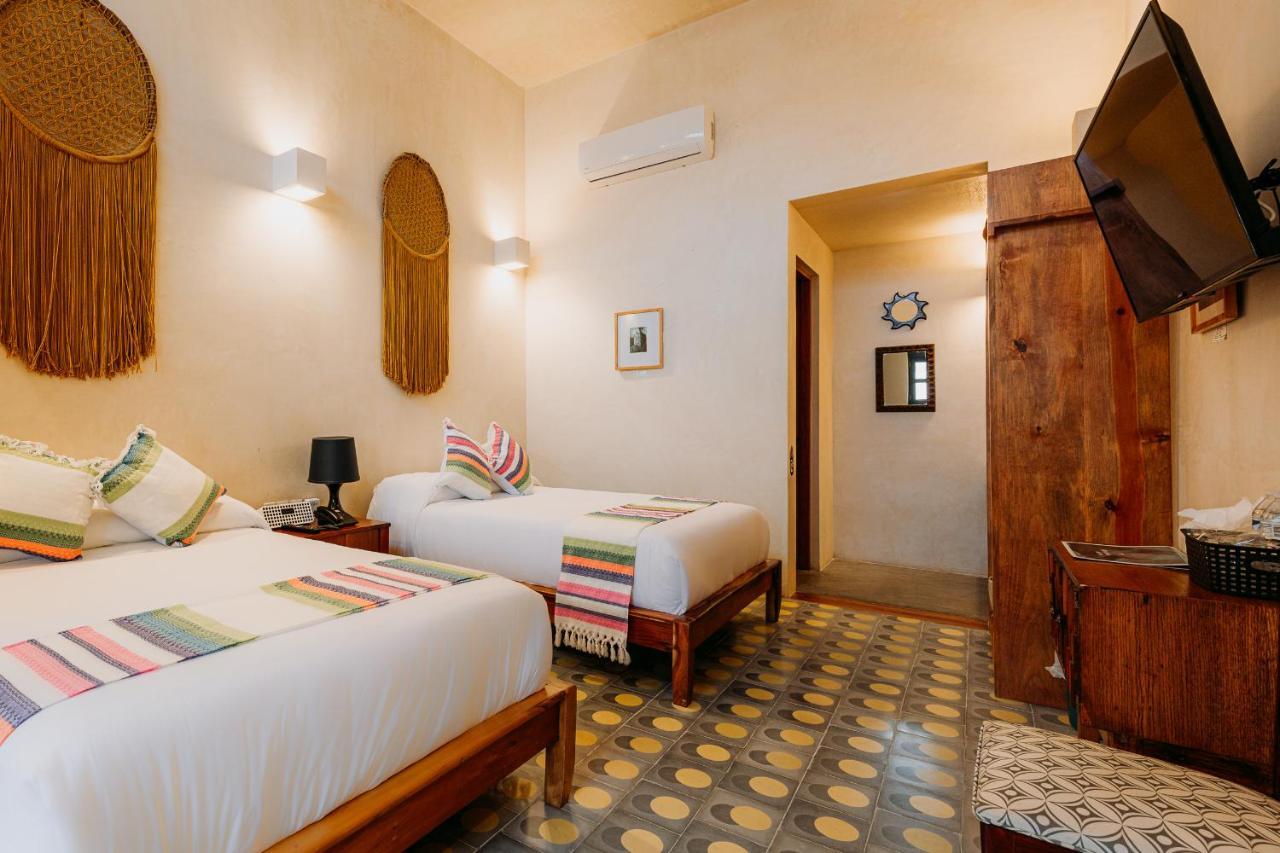 Hotel Waye Valladolid  Eksteriør bilde